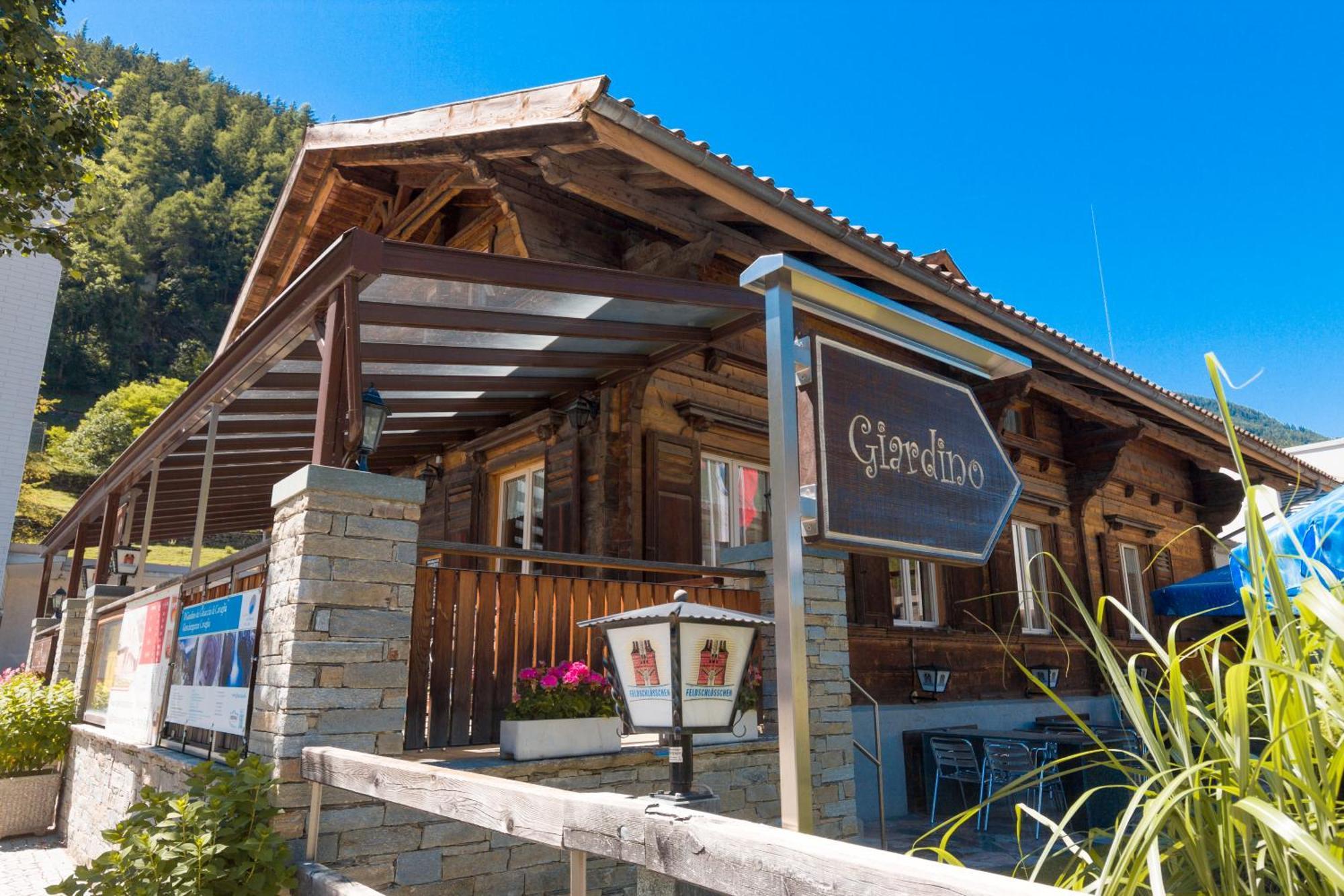 Ristorante Pensione Chalet Stazione 포스치아보 외부 사진