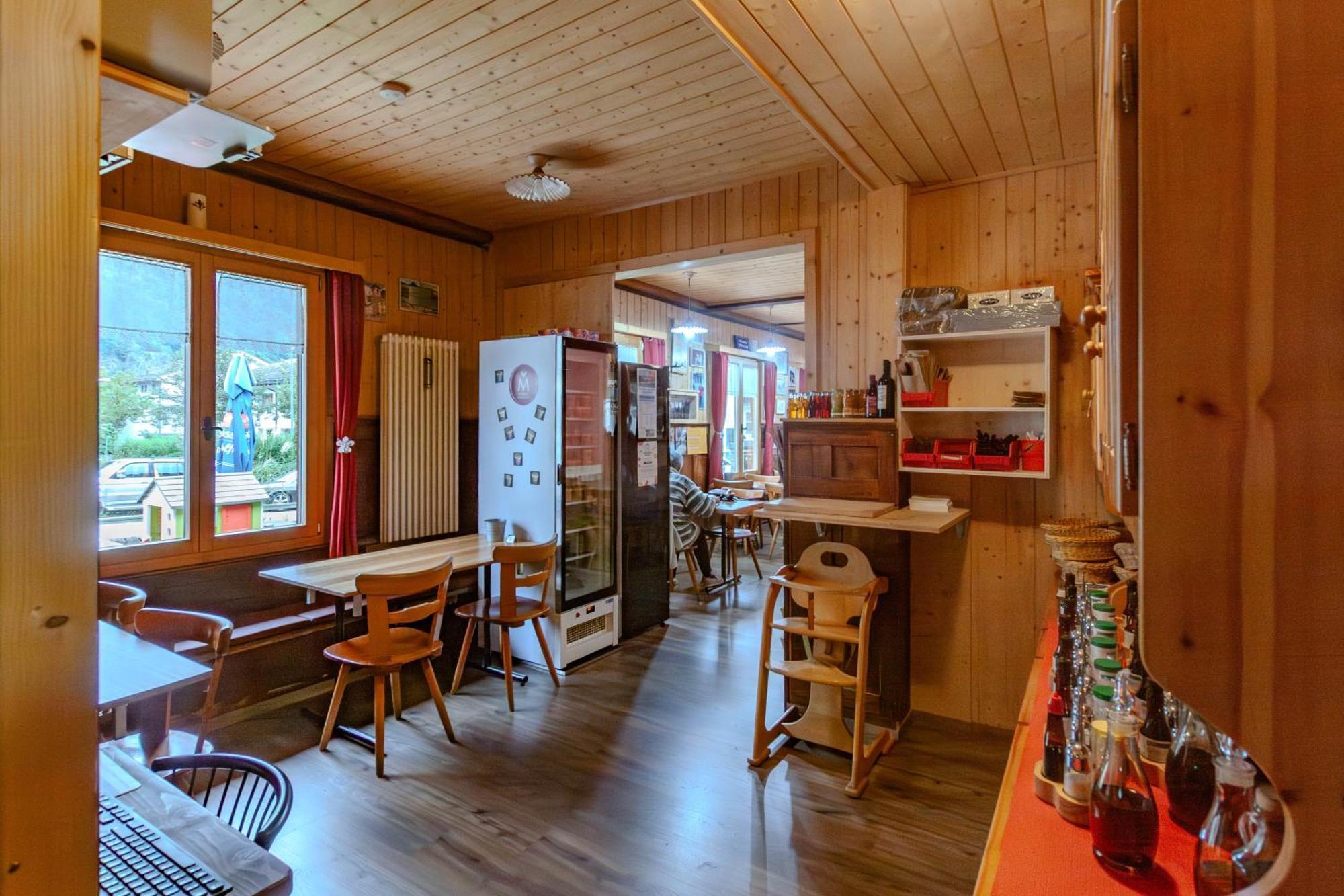 Ristorante Pensione Chalet Stazione 포스치아보 외부 사진